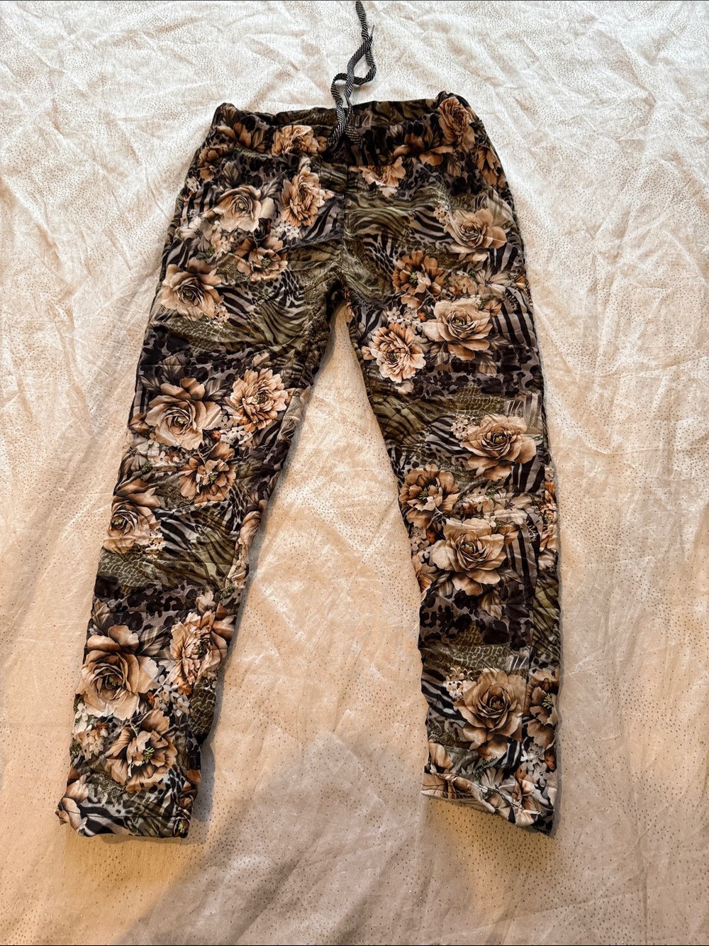 Brand bazar  Floral & Animal Print Jogger Pants - Green Brown size S